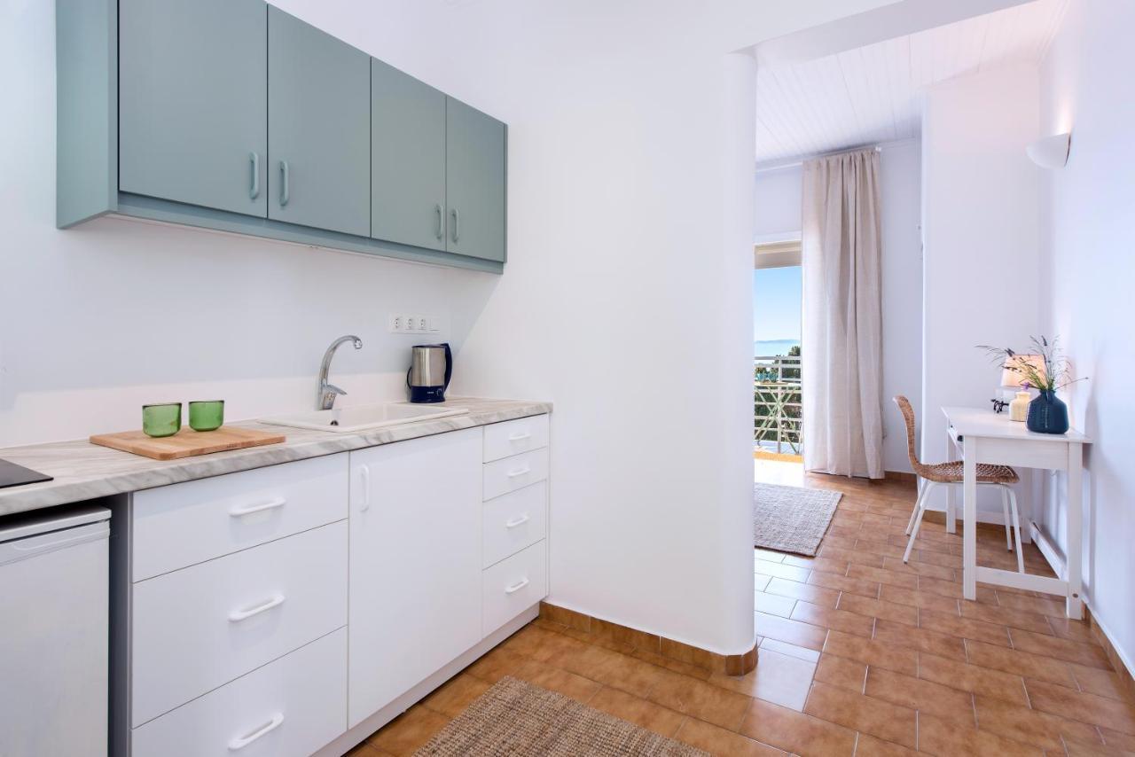 Reana Elegant Apartments By Konnect, Barbati Exterior photo