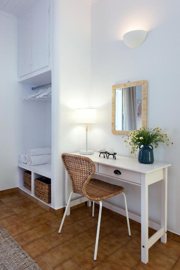 Reana Elegant Apartments By Konnect, Barbati Room photo