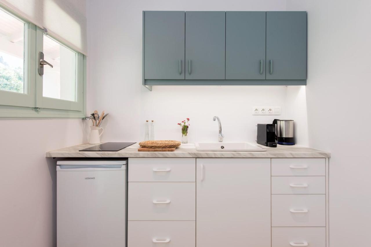 Reana Elegant Apartments By Konnect, Barbati Room photo