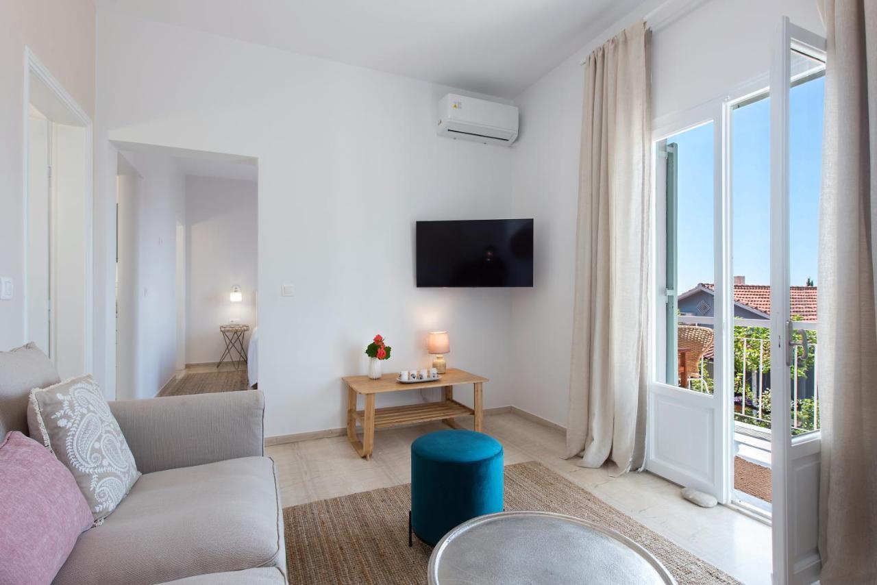 Reana Elegant Apartments By Konnect, Barbati Exterior photo