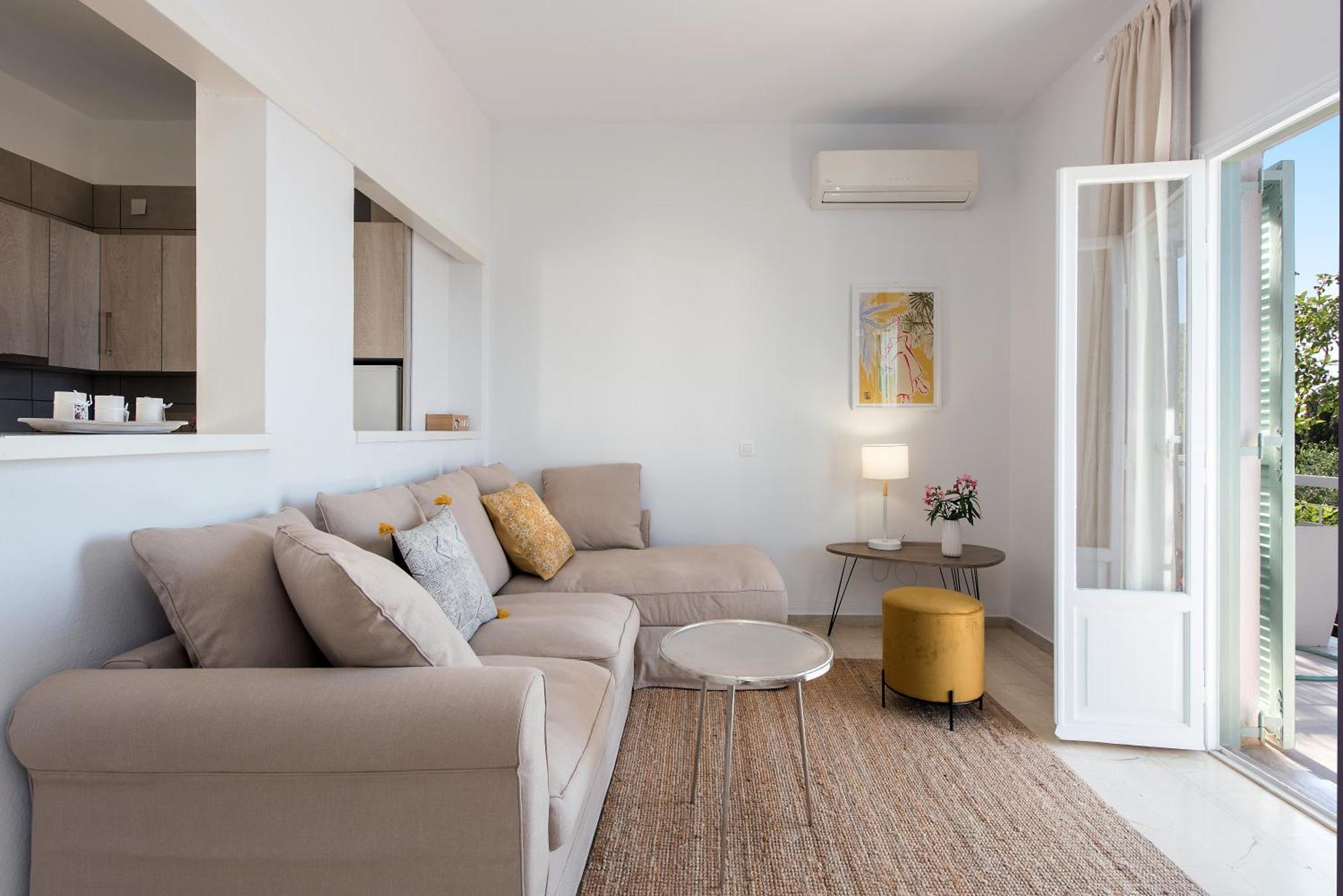 Reana Elegant Apartments By Konnect, Barbati Room photo